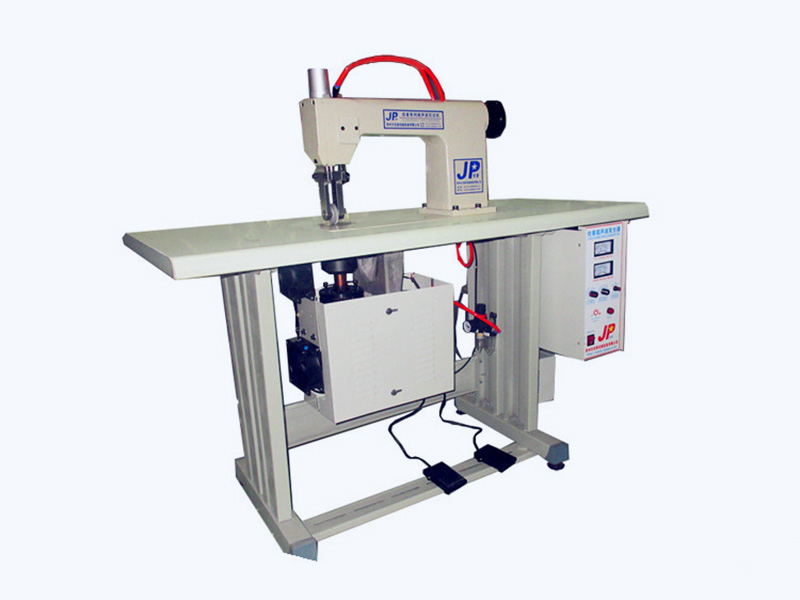 ultrasonic underwear making machine